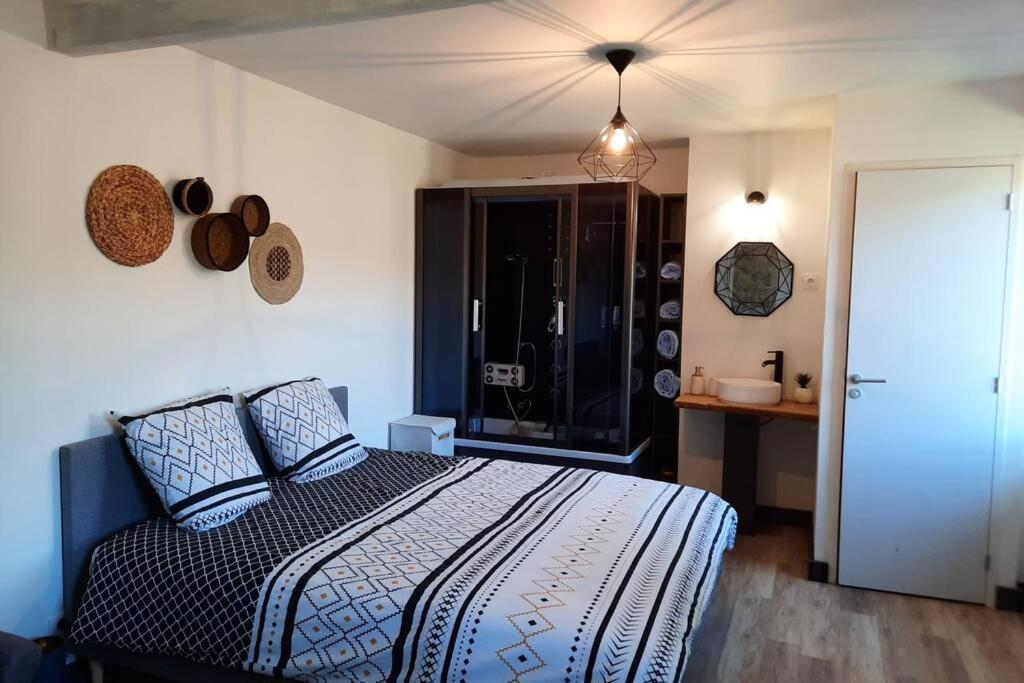 Studio Avec Vue Sur La Vezere Uzerche Buitenkant foto